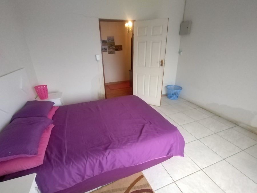 6 Bedroom Property for Sale in Kruisfontein Eastern Cape